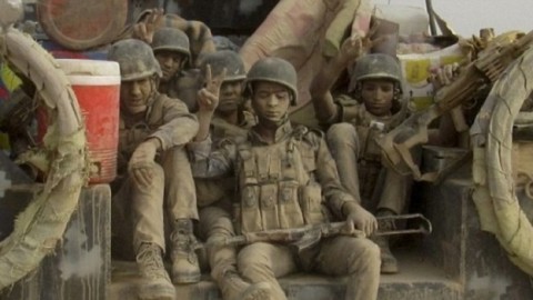 頭條-美軍馳援收復主要路橋　伊拉克摩蘇爾戰場民眾與家園共存亡