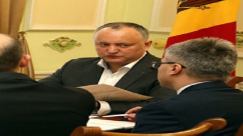 Президенту Молдовы не дали деньги на референдум