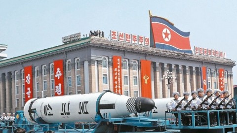 頭條-北韓核試陰影下...美副總統潘斯今抵南韓