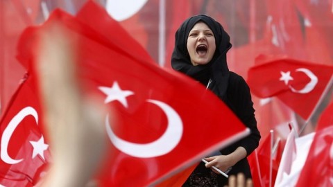 Mixed international reactions to results of Turkey's referendum