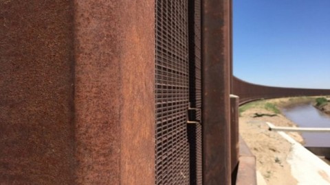 US border residents take sides on the wall