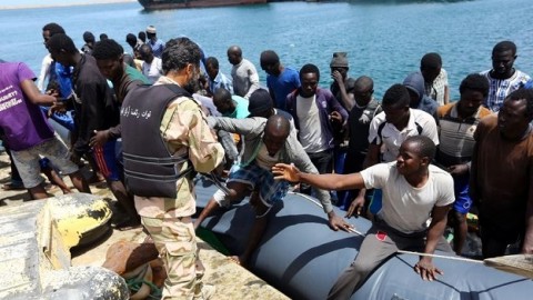地中海密集救援 兩天救起利比亞6000移民