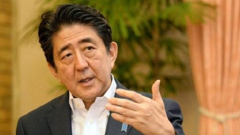 日本安倍首相 檢討提高勞動生產力的方法 並將高等教育免費納入視野