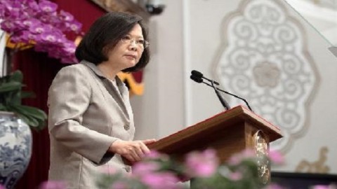 台湾は改革推進で中国の風圧凌げるか