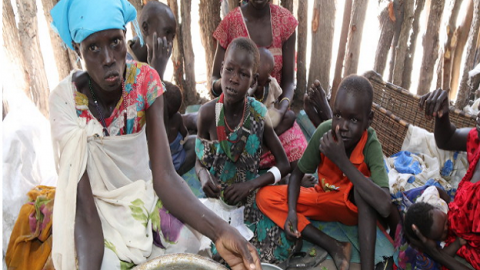 南スーダ　飢えに苦しむ人々　内戦拡大「これは人災だ」