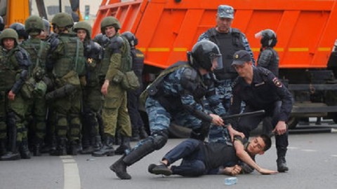 俄羅斯警方的強勢作為，只是讓反對運動更具意義