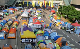 香港　停滞する民主化　中国へ返還２０年 習政権、統制を強める