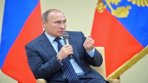 Путин одобрил создание реестра коррупционеров