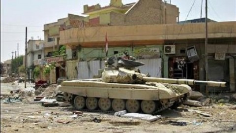 イラク・モスル旧市街　ＩＳ戦闘員が子供洗脳、自爆テロ続く