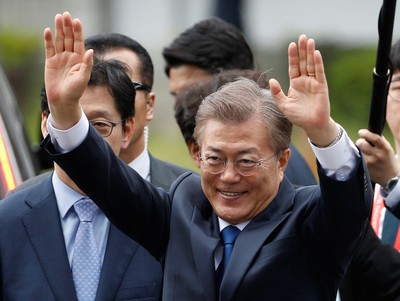 文大統領「朝鮮半島問題、韓国には解決する力がない」