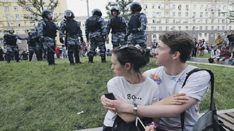 В России стали чаще нападать на журналистов и правозащитников