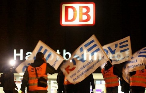 德國全國鐵路公會宣布將於12月10日開始發動罷工，訴求為爭取增加7.5%的基本薪資