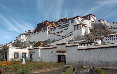 米議会、中国チベット規制に対抗　自治区への立ち入り促す法案可決