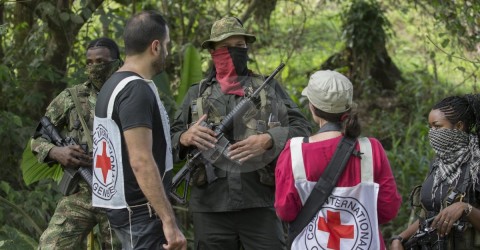 La guerrilla del Eln (foto) es protagonista en dos de los cinco conflictos armados no internacionales que hay en el país, uno contra el Estado y el otro contra el Epl. FOTO Donaldo Zuluaga La guerrilla del Eln (foto) es protagonista en dos de los cinco conflictos armados no internacionales que hay en el país, uno contra el Estado y el otro contra el Epl.