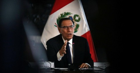 Martín Vizcarra, presidente de Perú, celebró el regreso de los dos fiscales al caso de Odebrecht y acudió al Congreso para pedir que se declare la emergencia en el Ministerio Público