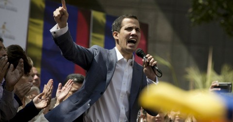 兩個「總統」的政治鬥爭-委內瑞拉國會議長兼代理總統Juan Guaidó遭國家調查局逮捕，目前下落不明