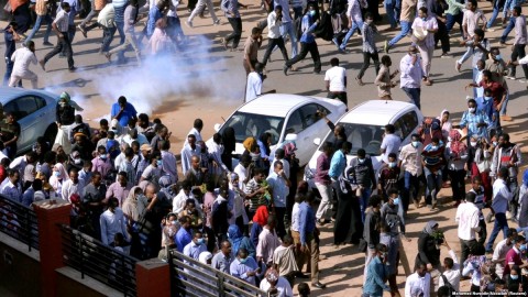 Sudanese demonstrators gather in Khartoum for antigovernment protests last month. Photo: Mohamed Nureidin / Reuters