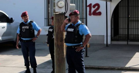 Nicaraguan police in Canal 22's facilities