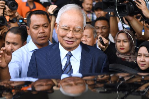 有關馬來西亞前首相納吉涉及貪腐醜聞的「世紀大審」確定延期。