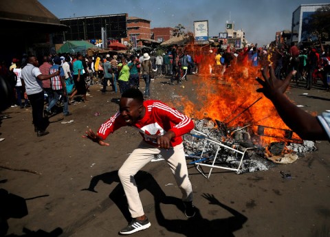 Harare men were this Tuesday sentenced to 5 years imprisonment each for perpetrating wanton violence and looting of shops during last month’s anti-government protests.