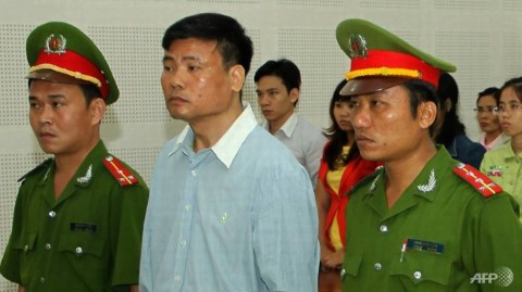 博客Truong Duy Nhat於2014年在峴港接受審判。該博客據信在泰國消失後回到了河內的監獄。