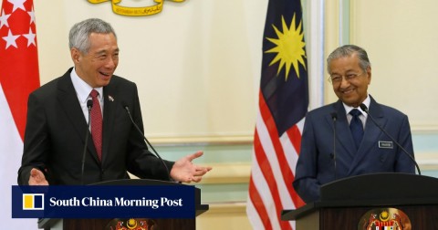 新加坡總理李顯龍與馬來西亞總理馬哈蒂爾·穆罕默德在布城。