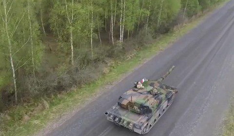 Франция оправит танки и несколько сотен военных к российским границам