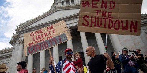 2020-04-20T053939Z_4_LYNXMPEG3J03B_RTROPTP_4_HEALTH-CORONAVIRUS-USA-PROTESTS-1200x600