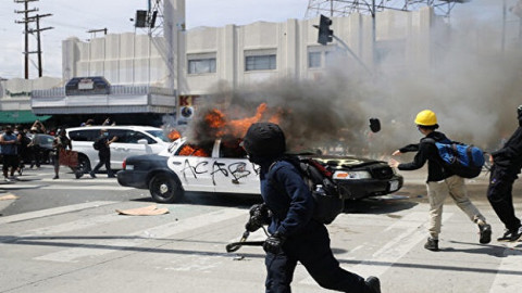 black-lives-matter-lapd-700x420-600x400