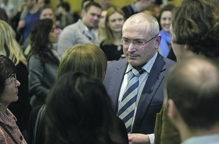 Ходорковский осудил бойкот выборов. Стратегия ОР, как известно, подразумевает не только подобные акции, но и участие в выборах.