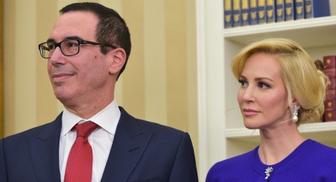 Treasury Secretary Mnuchin asked for government jet for honeymoon