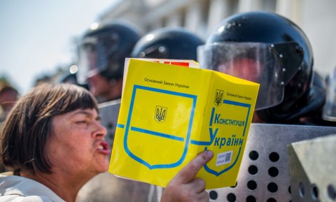 權力的篡奪 ：為何烏克蘭需要新憲法