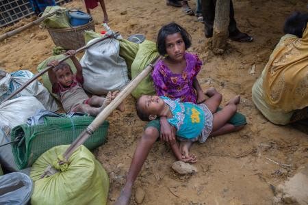 6成的洛興亞族難民是小孩，聯合國兒童基金會擔心他們營養不良