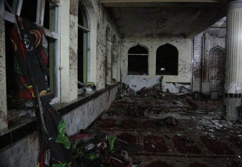 【更新】血肉橫飛　IS炸阿富汗2清真寺72死 