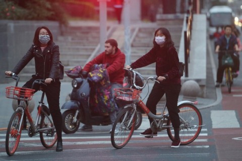 胡，怎麼說》中國國民待遇？你們留著自己享用吧！ -  自由評論網