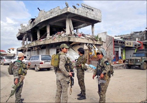 鏖戰5個月 菲軍收復IS佔領區 