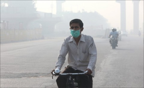 《中英對照讀新聞》全球污染一年致900萬人死亡，印度居冠