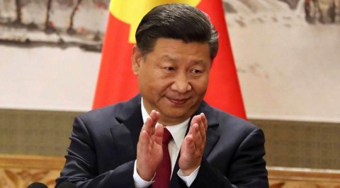 中國共產黨討論修憲及解決貪污問題。