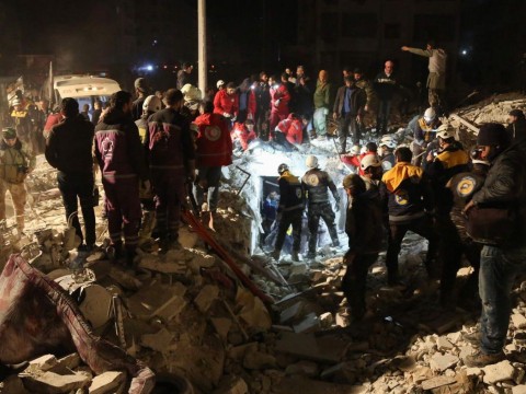 敘利亞伊德利卜市發生汽車炸彈攻擊事件，造成至少23遇害