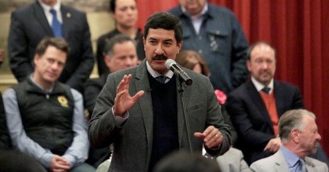 Javier Corral, the governor of Chihuahua, at a news conference in Mexico City on Monday. Credit Daniel Becerril/Reuters