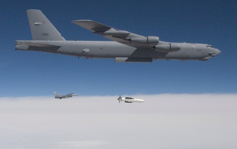 A B-52 releases a test version of the Massive Ordnance Penetrator (MOP) over White Sands Missile Range, New Mexico, in 2009. Photo: Department of Defense