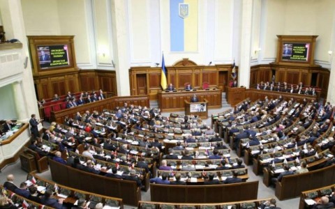 烏克蘭人民正義黨主席Vladimir Polonchaninov表示：烏克蘭停滯不前的根本原因在政治制度，政治制度有問題，導致所有發展停滯。人民正義黨將發起全國憲改。