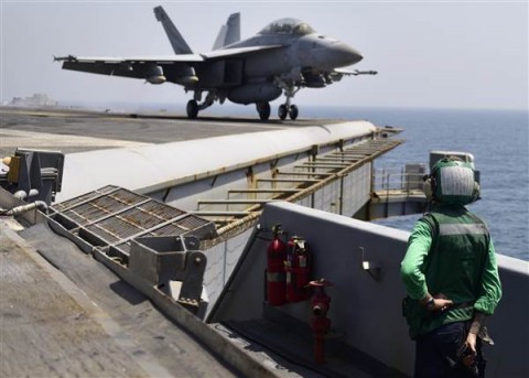 美指伊朗無人機又危險飛行　逼近F-18戰機