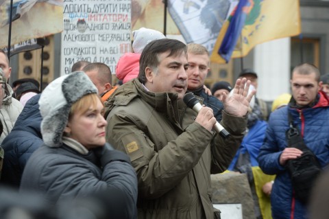 因不滿烏克蘭當局肆意擴權，前喬治亞總統、前烏克蘭敖德薩州長Mikheil Saakashvili宣布：將帶領群眾擴大抗爭，表達對寡頭壟斷憲政運作的不滿。
