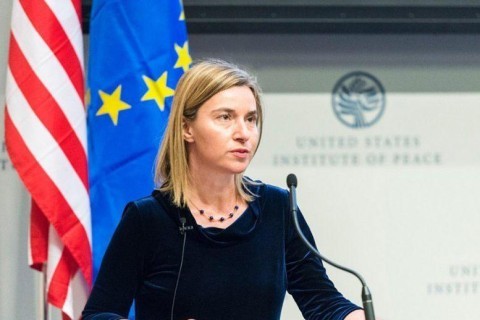 歐盟委員會副主席，兼外交與安全政策高級代表Federica Mogherini表示：烏克蘭所有問題的源頭，就是貪污。貪污不除，什麼議程都是白談。