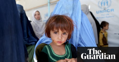 Pressure builds in "powderkeg" Kabul as refugees return home