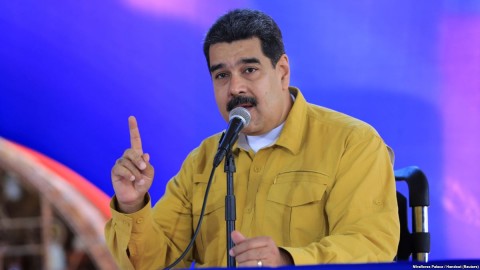 Venezuela's President Nicolas Maduro speaks during a meeting in a hospital for budget approval for its reconstruction in La Guaira, Venezuela, April 6, 2018. Photo: Miraflores Palace Handout / Reuters