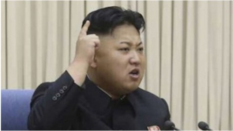 北朝鮮軍の大佐「落書きしまくり」で公開処刑か