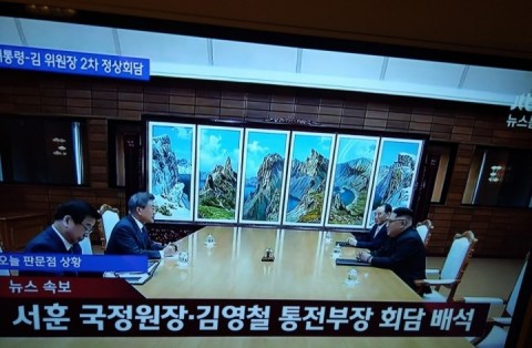 金正恩氏は米朝首脳会談を望んでいる、唯一の懸念は非核化後の政権維持＝韓国大統領が明かす