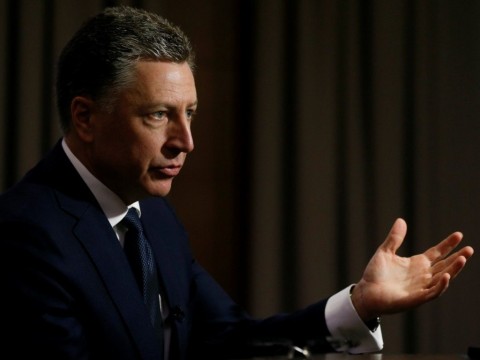 специальный представитель Госдепартамента США по вопросам Украины Курт Волкер: Украине сейчас важно иметь сильное национальное самосознание, патриотизм и активное общество. Украинская власть должна осудить ультраправую идеологию.
